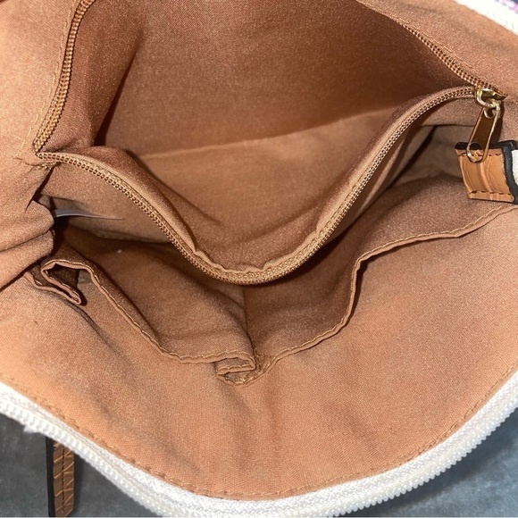 APT 9 Floral Print Crossbody Zippered Pockets and Closure Tan Brown Strap - Picture 7 of 12